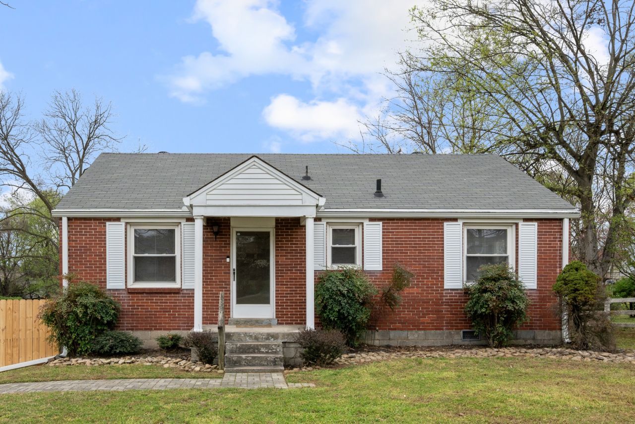 204 Blanchard Pl, Nashville, TN 37214 Main Photo