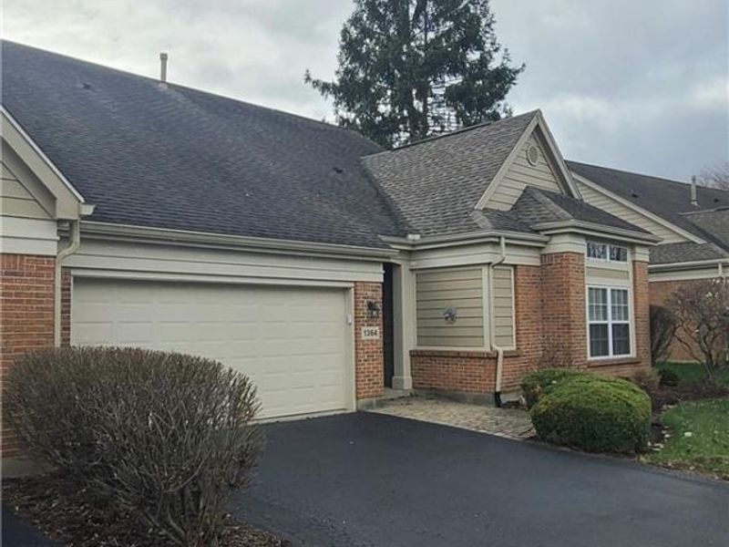 1364 Yankee Vineyards, Washington Township, OH 45458 Photo 2