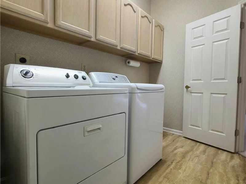 1364 Yankee Vineyards, Washington Township, OH 45458 Photo 8