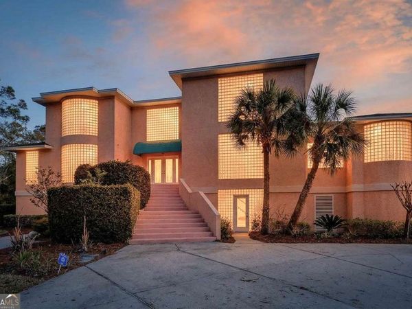 466 Midway Circle, Brunswick, GA 31523