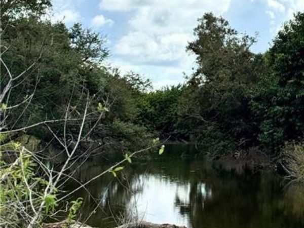 7253 Kreamers DR, BOKEELIA, FL 33922