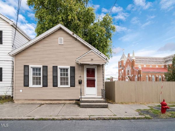 28 Lancaster Street, Cohoes, NY 12047