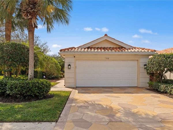 4748 San Carlo CT, NAPLES, FL 34109