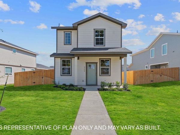 302 Constanza TRL, Bastrop, TX 78602