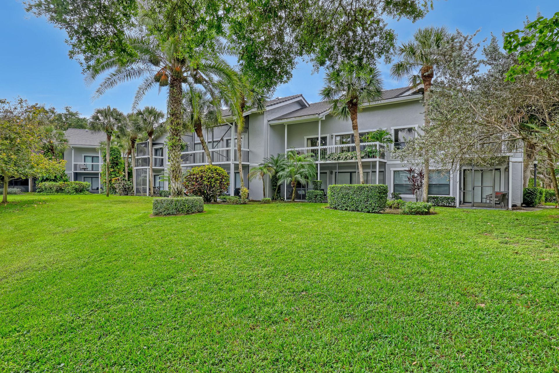 11863 Wimbledon Circle, Unit 408, Wellington, FL 33414 Photo