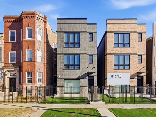 4739 S Indiana Avenue , Chicago, IL 60615