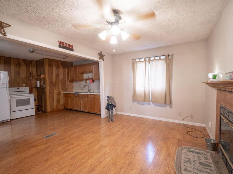 426 Moore Avenue , Bellevue, OH 44811 Photo 14