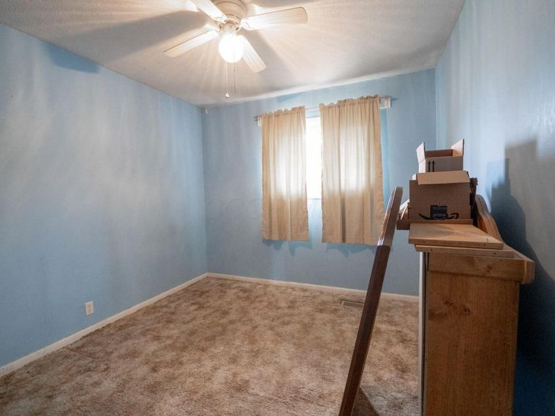 426 Moore Avenue , Bellevue, OH 44811 Photo 6