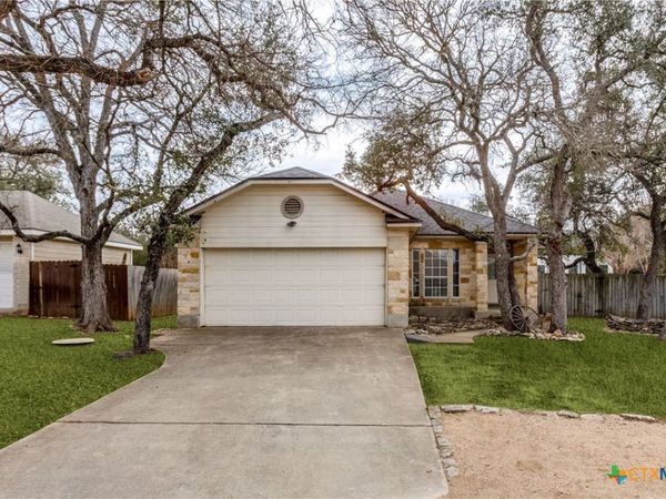 5 Dogwood Drive , Wimberley, TX 78676