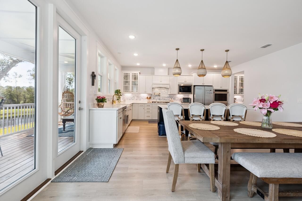 1684 Farmers Way Photo 14