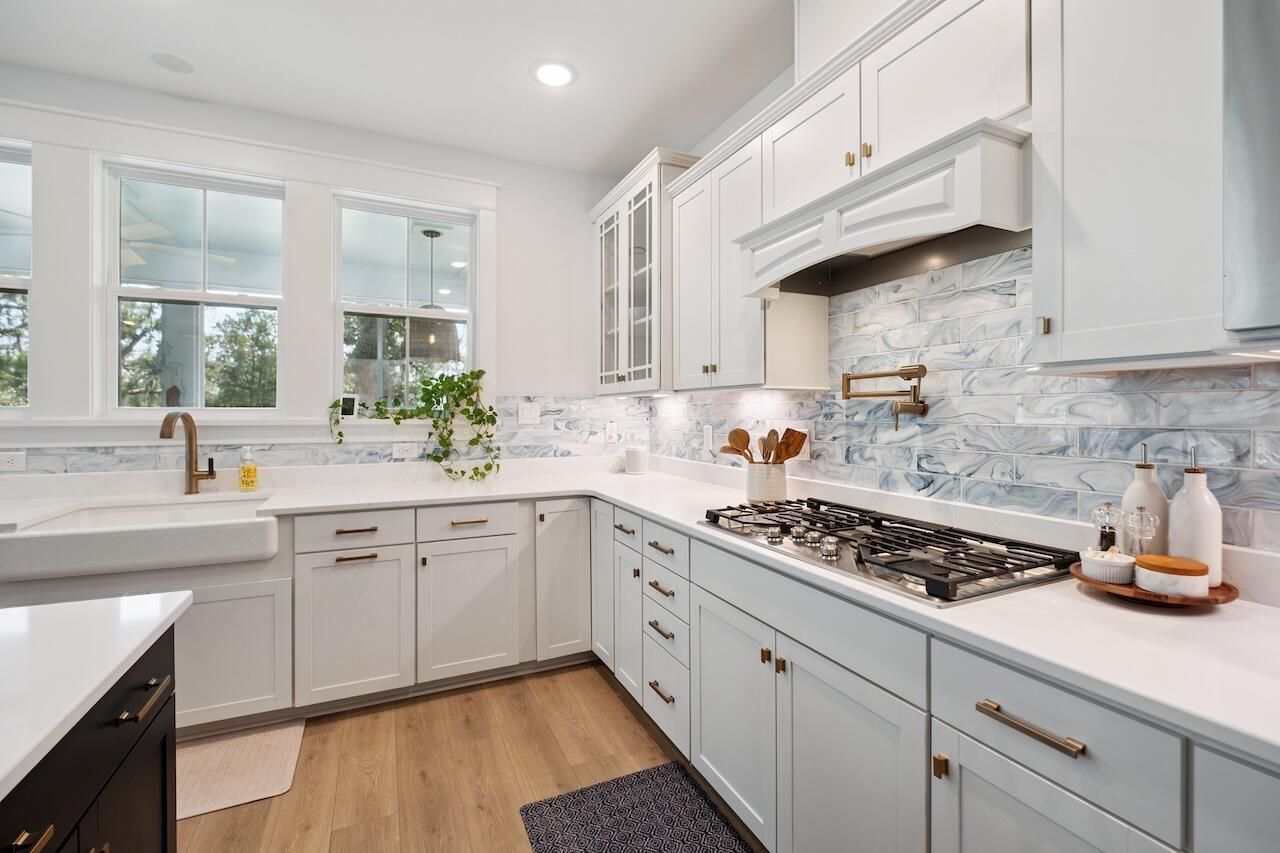 1684 Farmers Way Photo 19