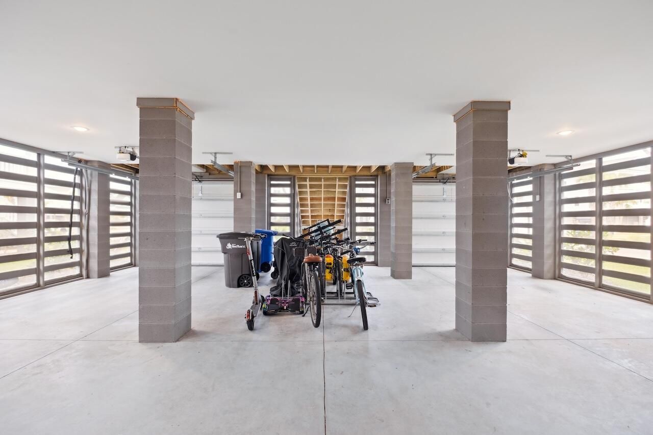 1684 Farmers Way Photo 39