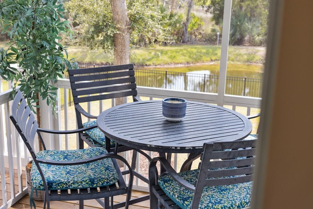 1684 Farmers Way Photo 42