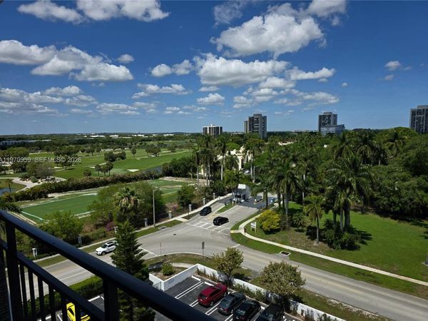 1500 Presidential Way, Unit 804, West Palm Beach, FL 33401