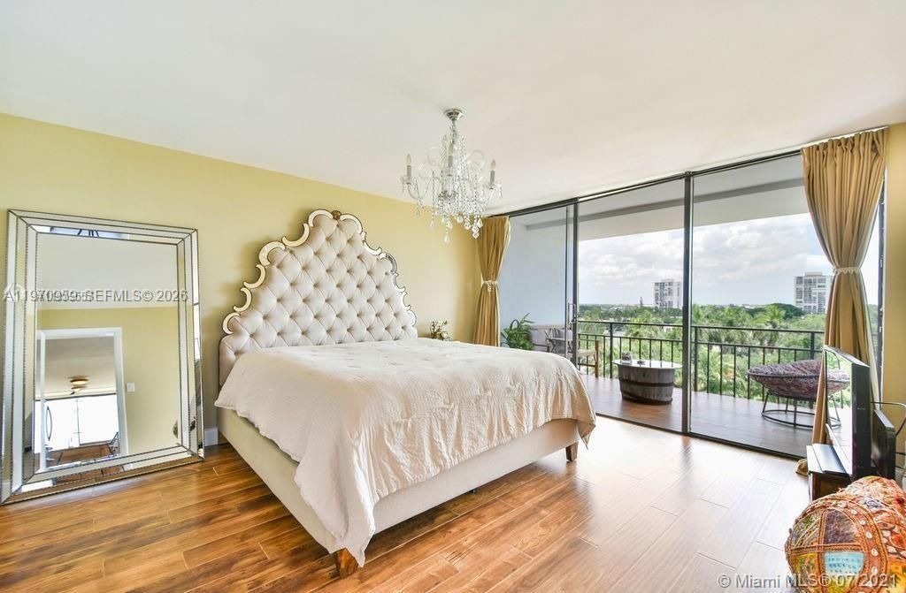 1500 Presidential Way, Unit 804, West Palm Beach, FL 33401 Photo