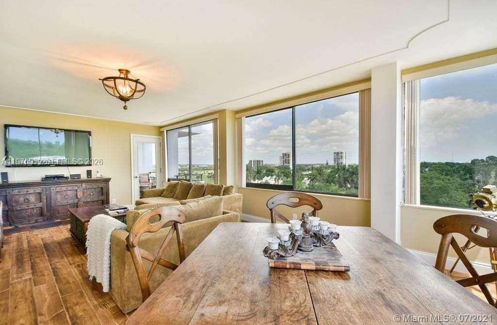 1500 Presidential Way, Unit 804, West Palm Beach, FL 33401 Photo