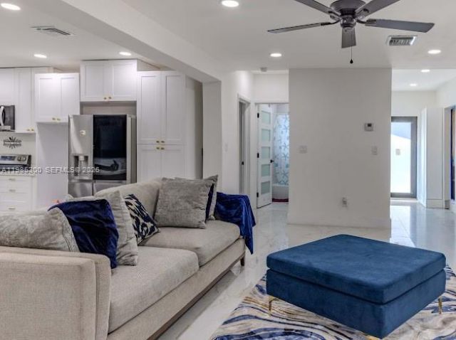 666 NE 164th Ter, Miami, FL 33162 Photo