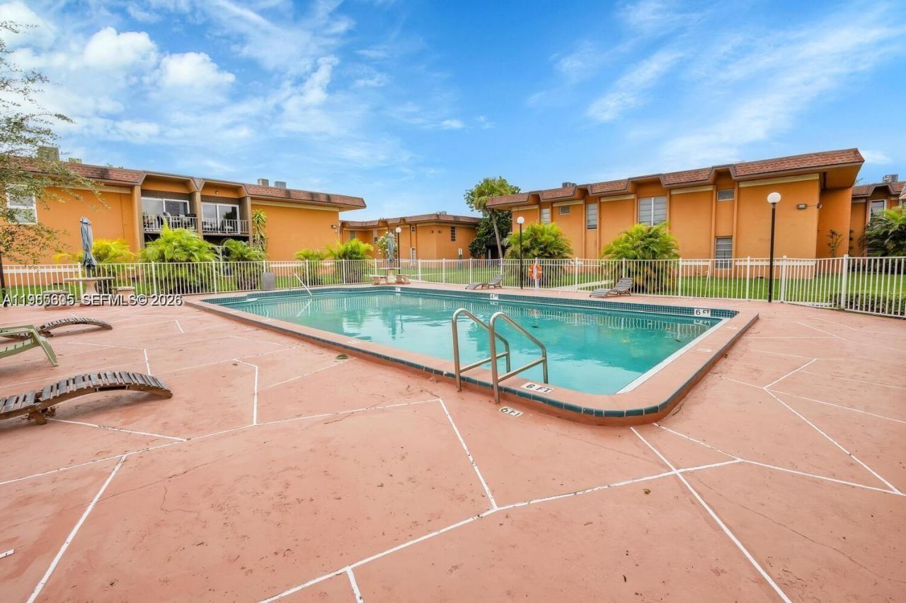 9467 SW 76th St , Unit Q3, Miami, FL 33173 Photo