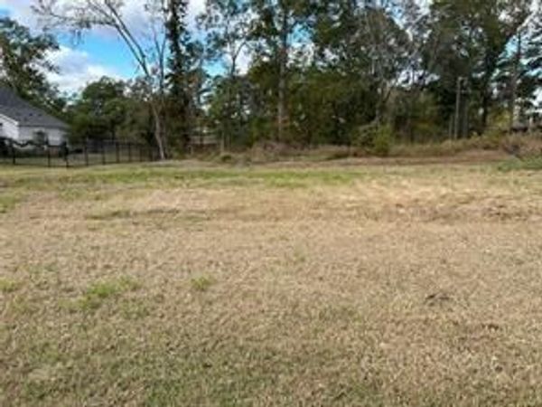 2056 Silver Point Drive , Shreveport, LA 71106