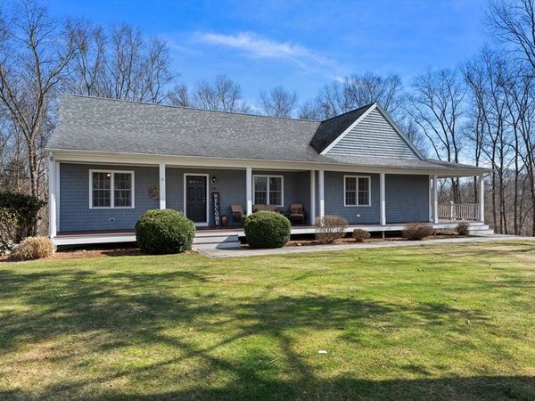 135 Sutherland, Somerset, MA 02726