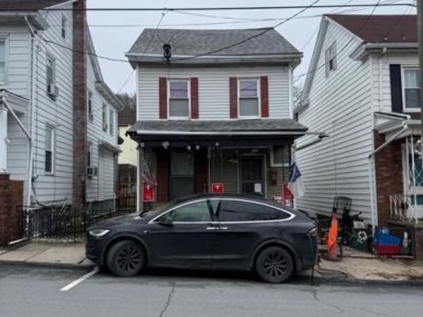 918 RACE STREET, SHAMOKIN, PA 17872