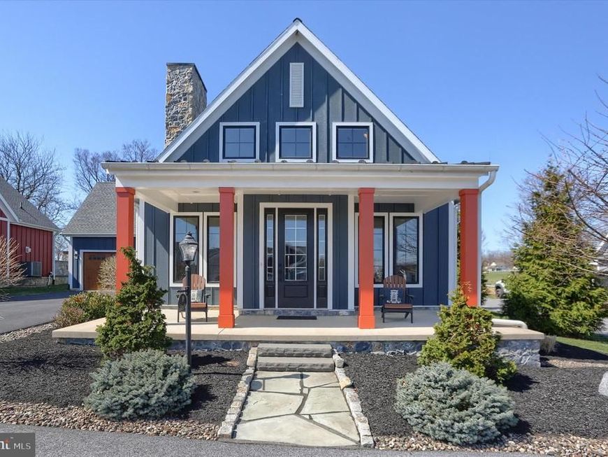 189 Highlander Way, Boiling Springs, PA 17007 Main Photo