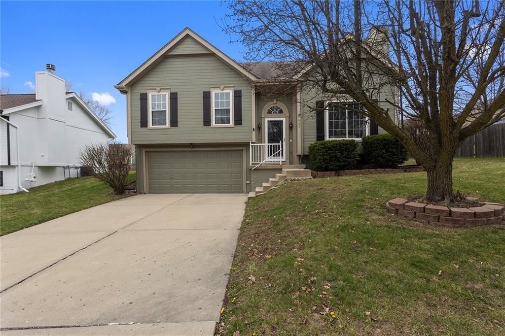 8603 NE 110th Terrace, Kansas City, MO 64157 Main Photo