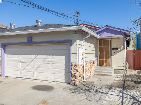 2540 E 16Th St, Oakland, CA 94601
