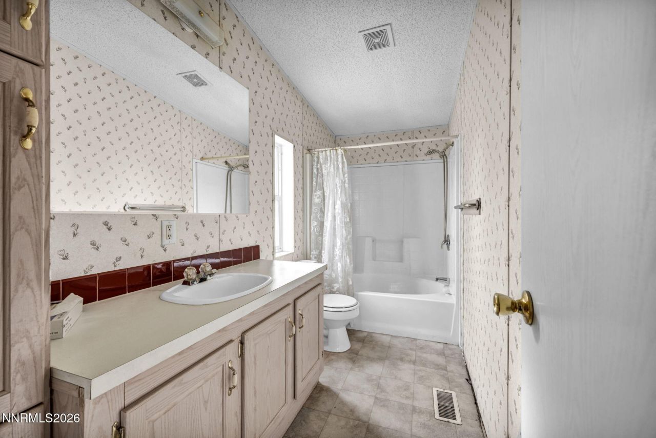 5107 Leon Drive, Sun Valley, NV 89433 Photo