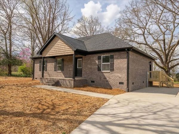 3983 Buffalo Rd, Summertown, TN 38483