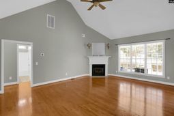 238 N Haigs Creek photo 4