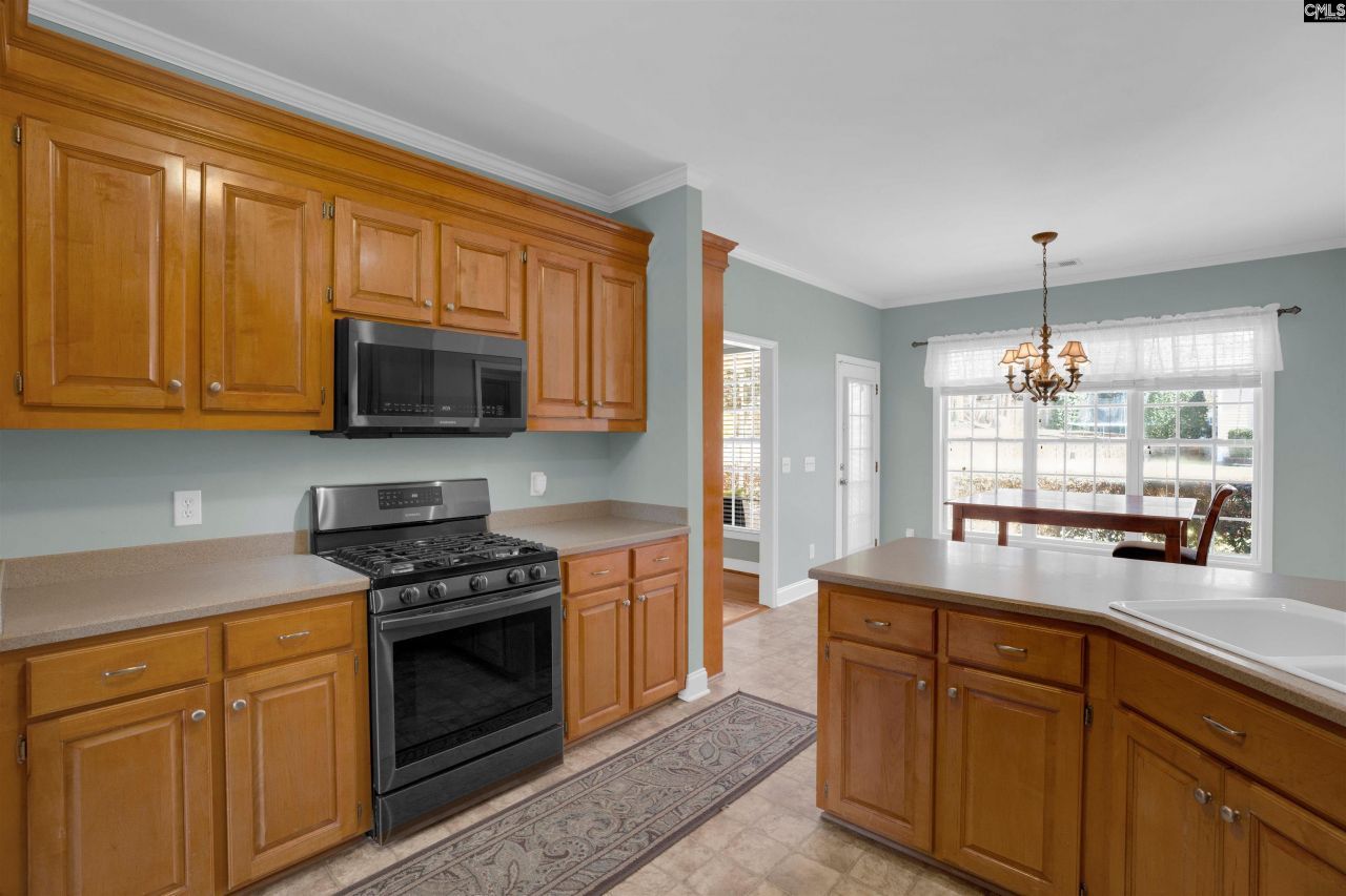 238 N Haigs Creek Photo 9