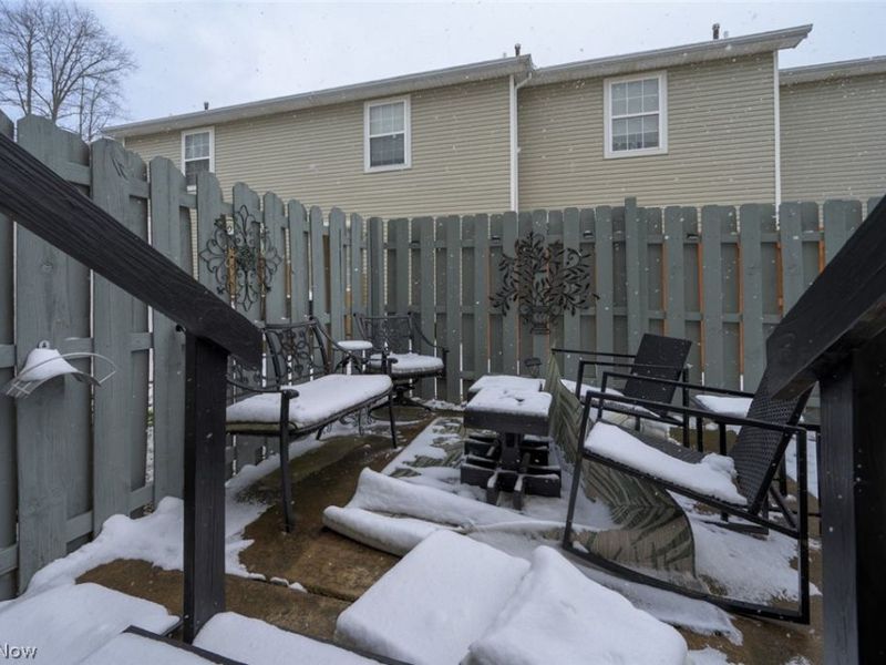 3204 Deer Trail, Unit D, Cortland, OH 44410 Photo 4