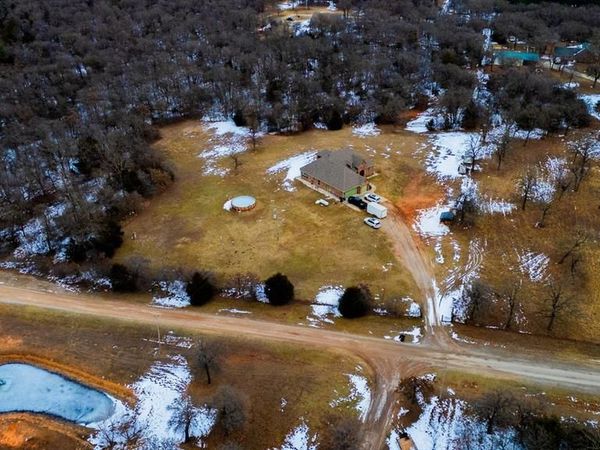 329678 E 1000 Road, Harrah, OK 73045