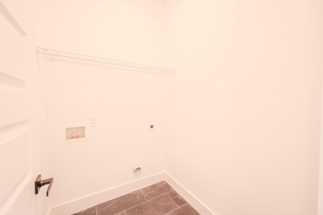 1936 Aichele Drive Photo 14