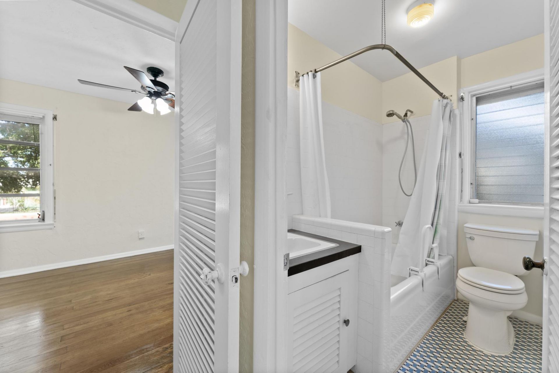 531 N Palmway, Lake Worth Beach, FL 33460 Photo