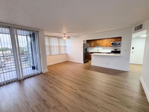 2741 Taft Street, Unit 403, Hollywood, FL 33020