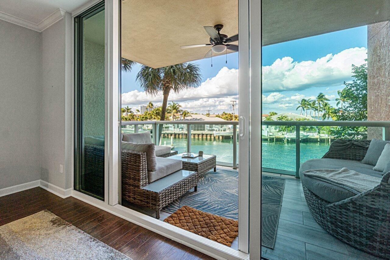 2650 Lake Shore Drive, Unit 201, Riviera Beach, FL 33404 Photo