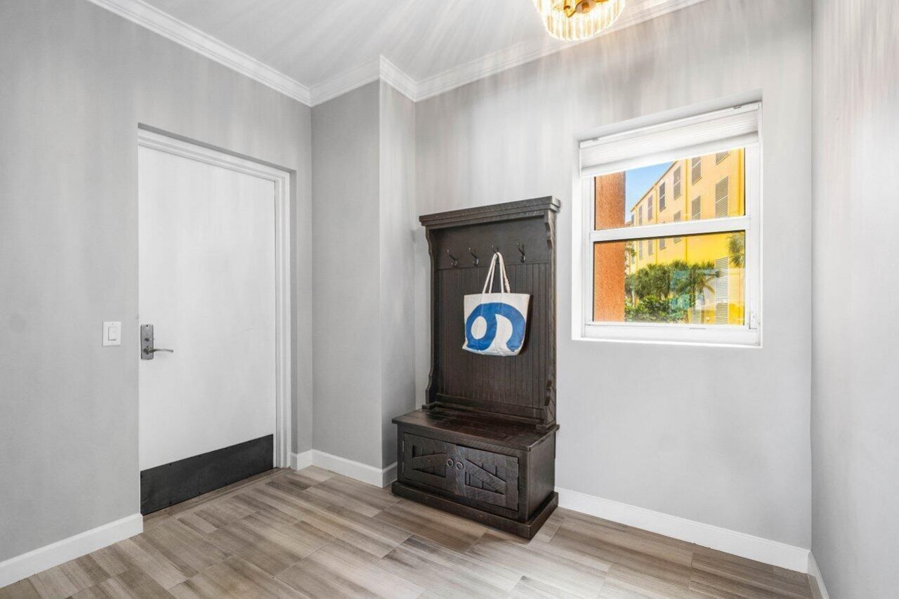 2650 Lake Shore Drive, Unit 201, Riviera Beach, FL 33404 Photo