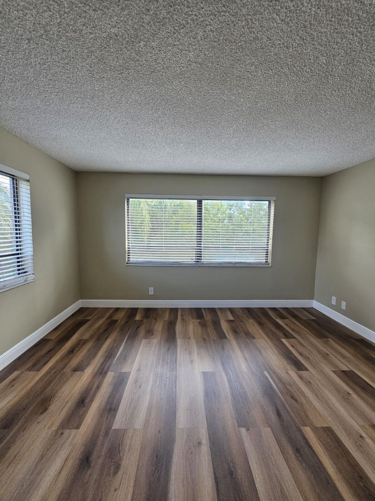 2050 N Congress Avenue, Unit 309, West Palm Beach, FL 33401 Photo