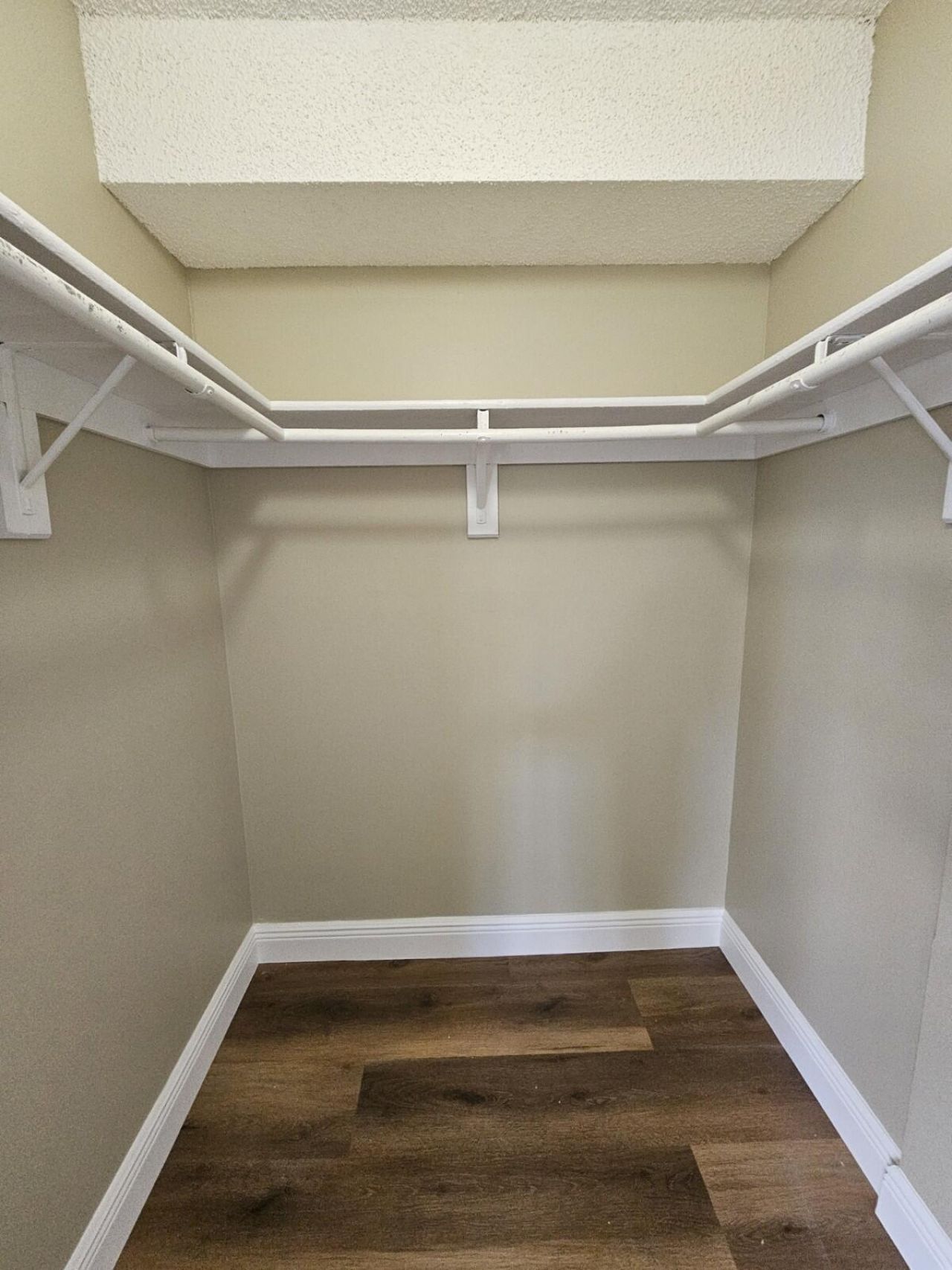 2050 N Congress Avenue, Unit 309, West Palm Beach, FL 33401 Photo