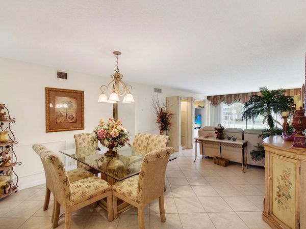 2902 Victoria Circle, Unit J-2, Coconut Creek, FL 33066