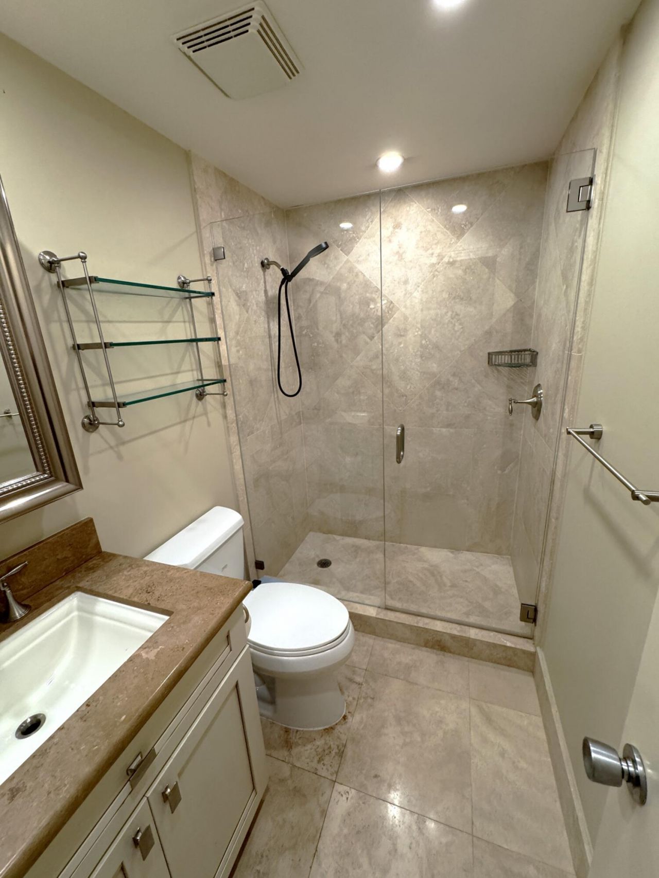 625 Oaks Drive, Unit 106, Pompano Beach, FL 33069 Photo