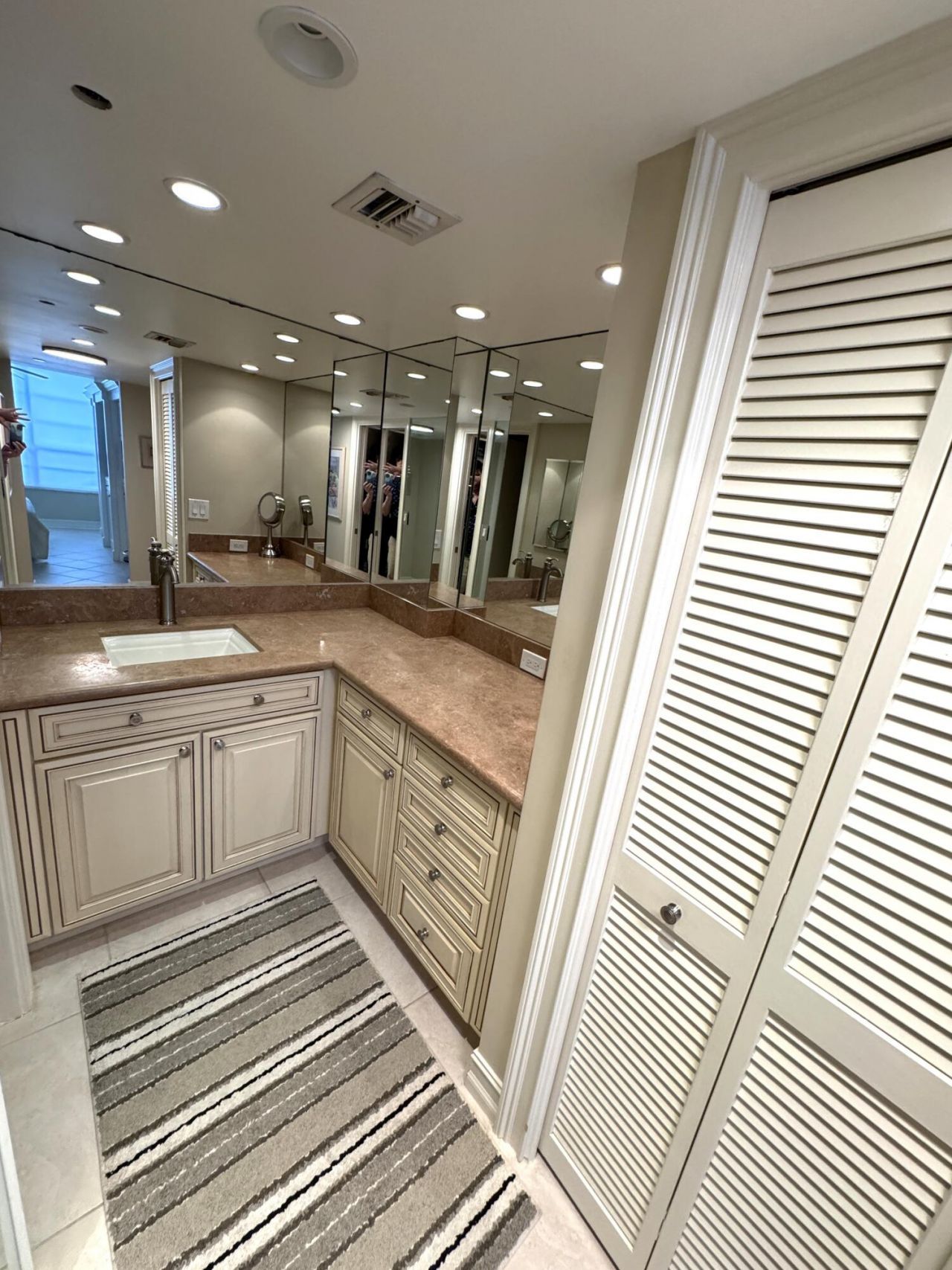 625 Oaks Drive, Unit 106, Pompano Beach, FL 33069 Photo