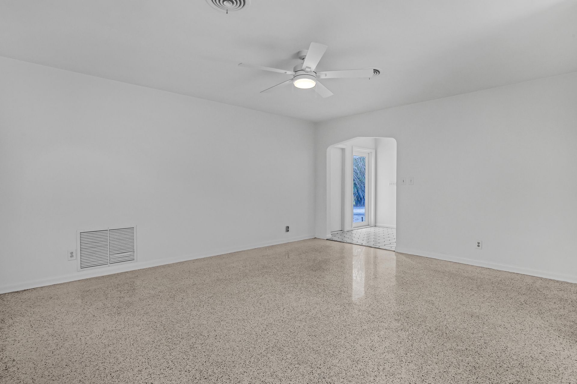 532 Gulf Road, North Palm Beach, FL 33408 Photo