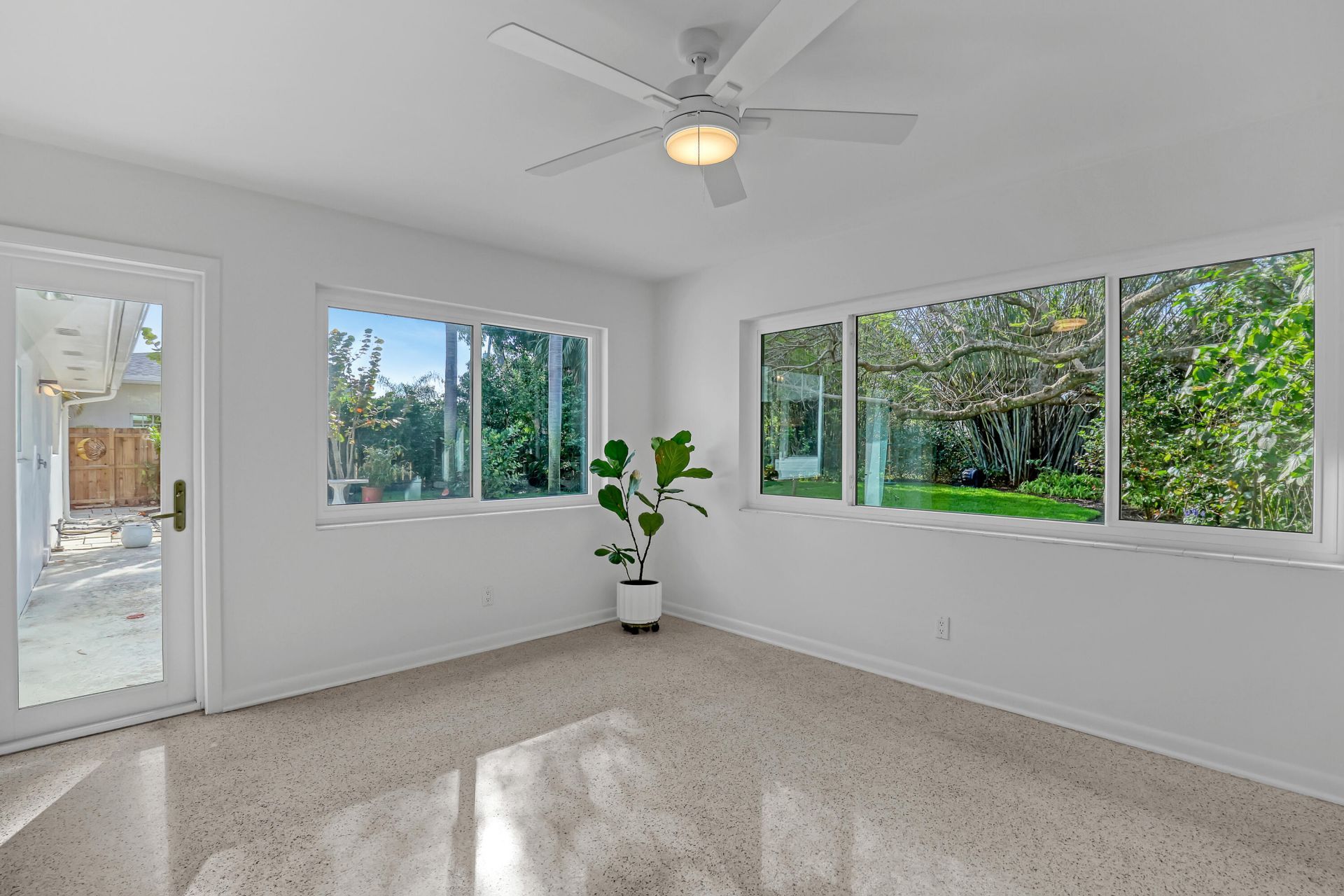 532 Gulf Road, North Palm Beach, FL 33408 Photo