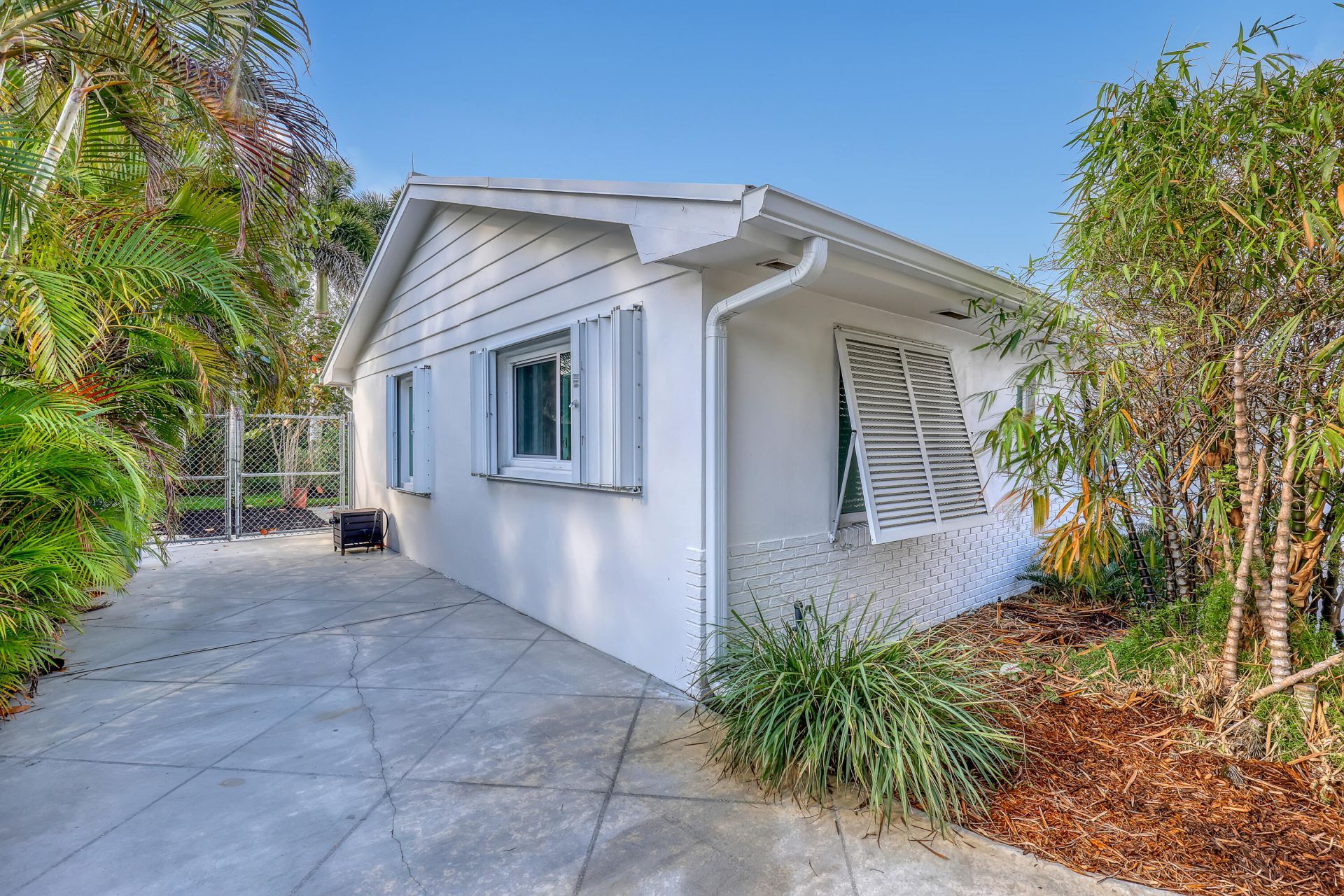 532 Gulf Road, North Palm Beach, FL 33408 Photo