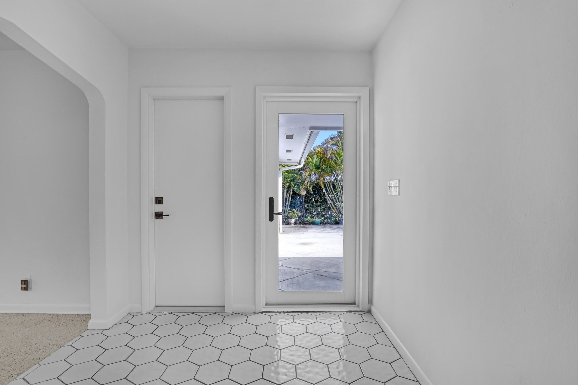 532 Gulf Road, North Palm Beach, FL 33408 Photo