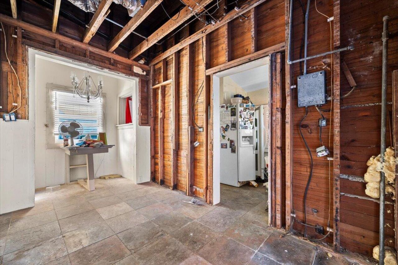 418 E Lakewood Road, West Palm Beach, FL 33405 Photo