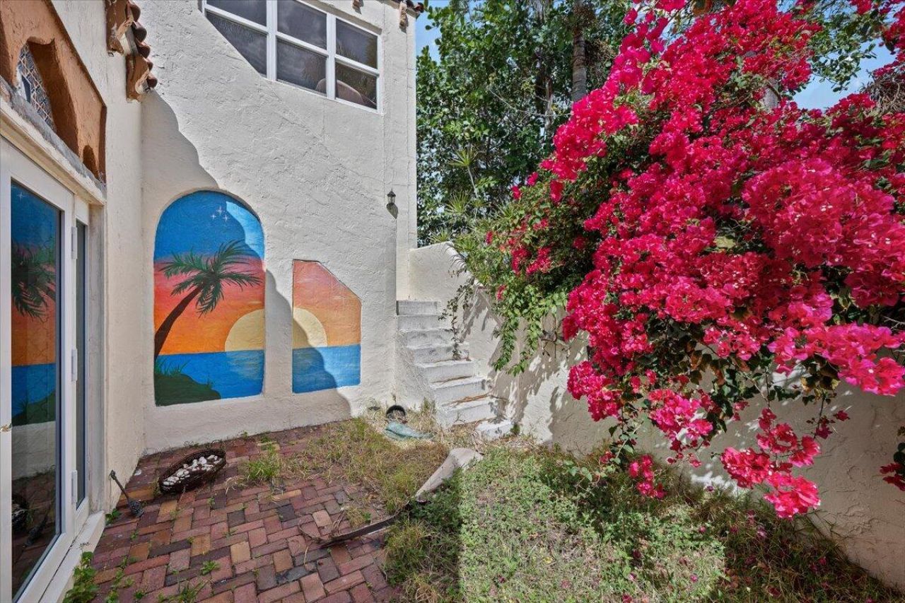 418 E Lakewood Road, West Palm Beach, FL 33405 Photo